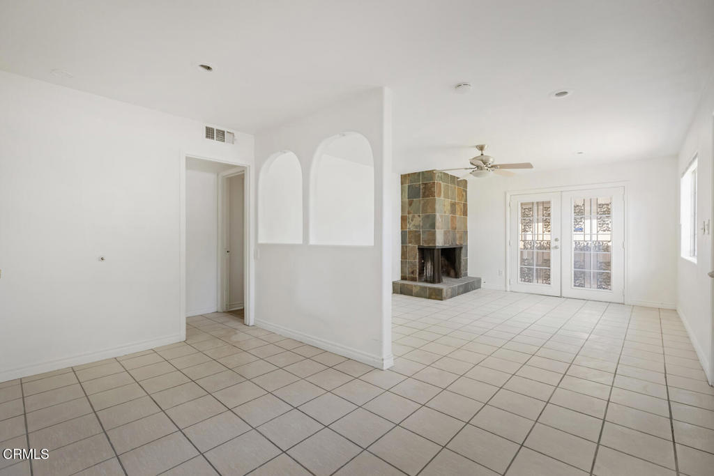 9824 Catawba Avenue Property Photo 10