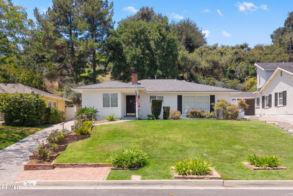 4541 Alveo Road Property Photo 2