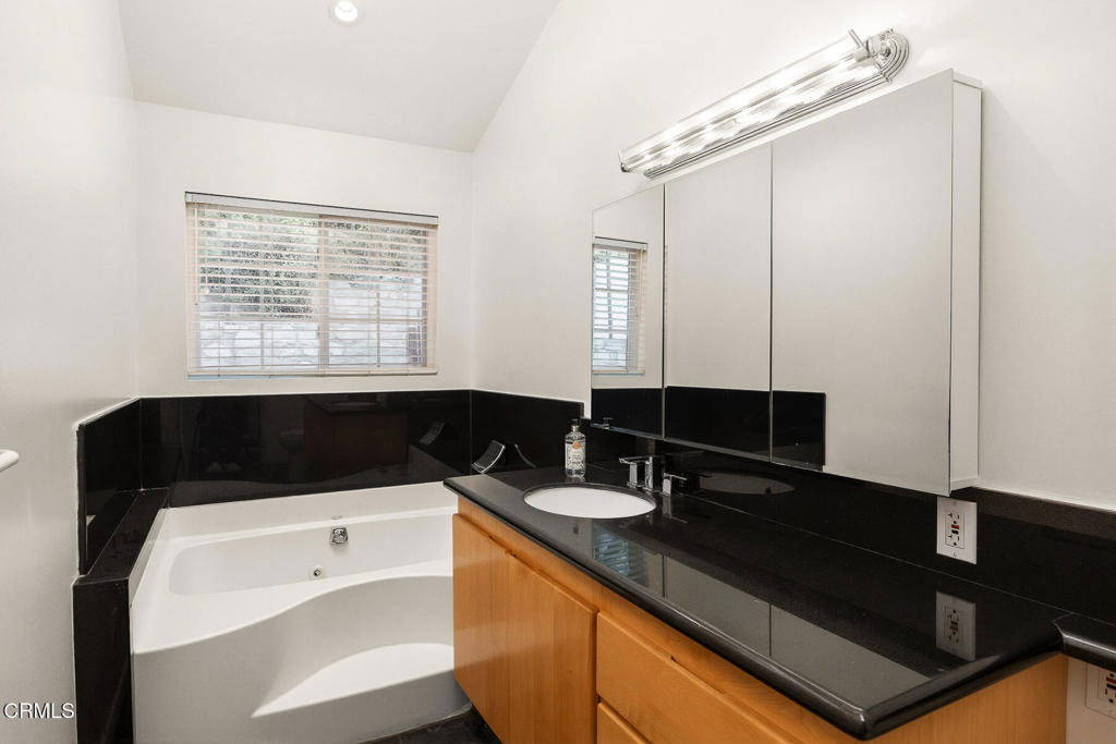 4541 Alveo Road Property Photo 16
