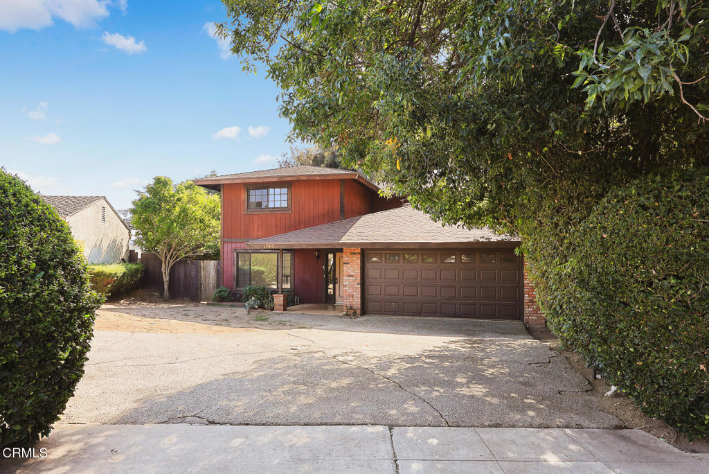 1740 Foothill Boulevard Property Photo 1