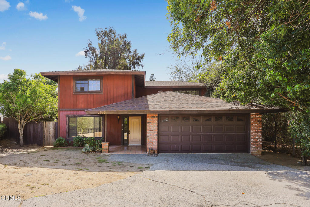 1740 Foothill Boulevard Property Photo 2