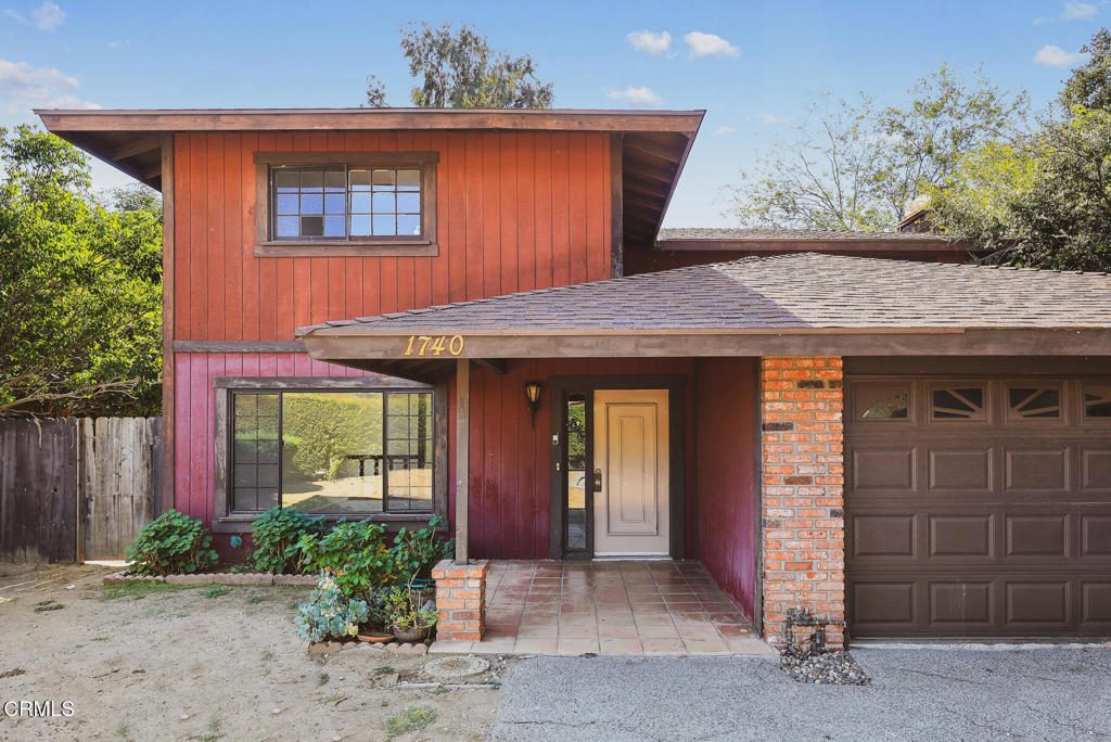 1740 Foothill Boulevard Property Photo 4