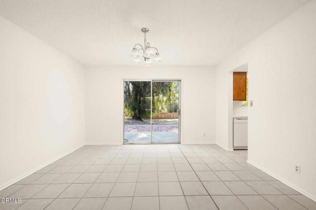 1740 Foothill Boulevard Property Photo 10