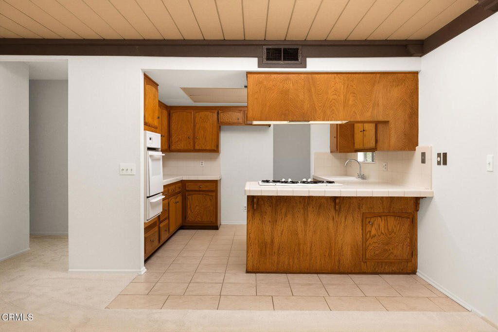 1740 Foothill Boulevard Property Photo 14