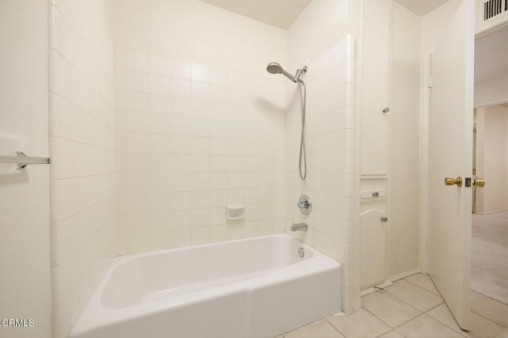 1740 Foothill Boulevard Property Photo 23