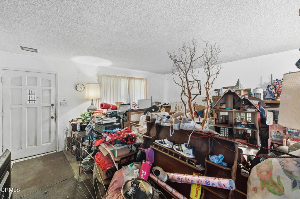 219 N 2nd Street Property Photo 4