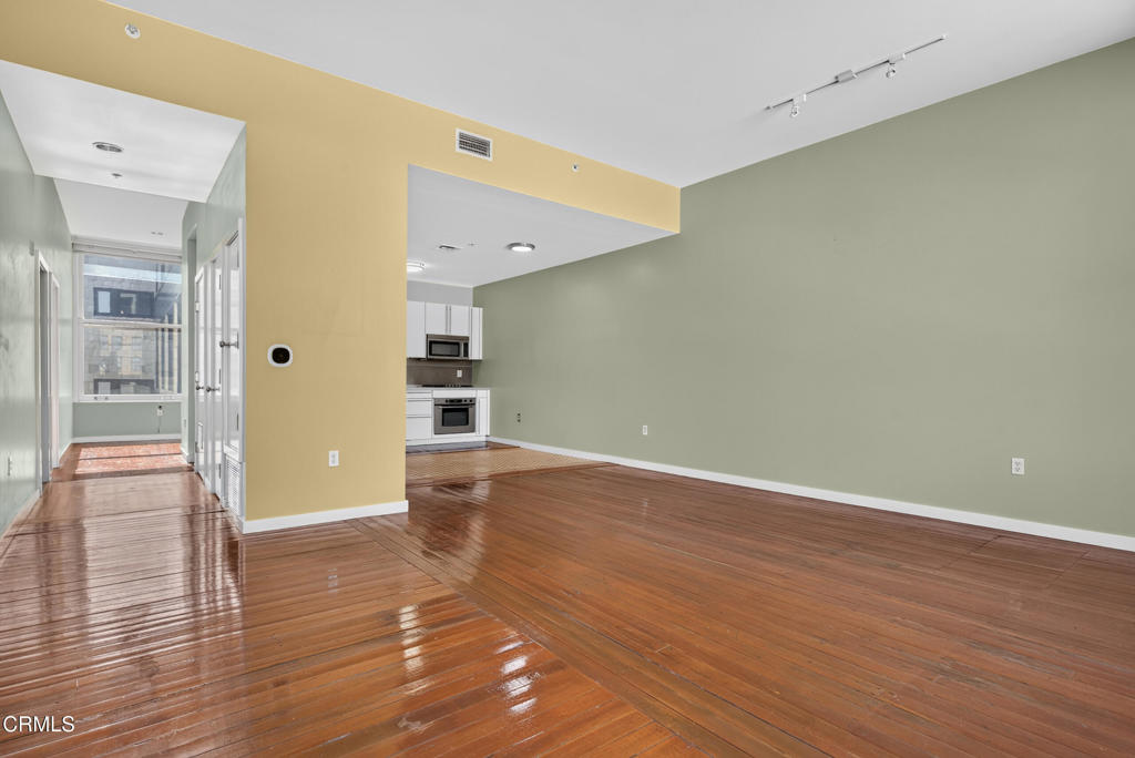 257 S Spring Street 4n Property Photo 6