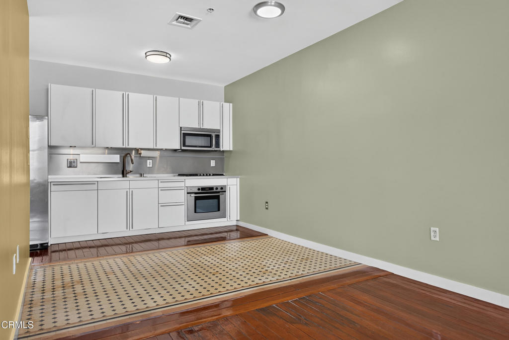 257 S Spring Street 4n Property Photo 9