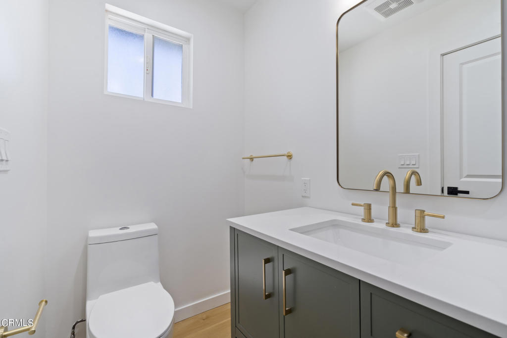 83 S Greenwood Avenue Property Photo 11