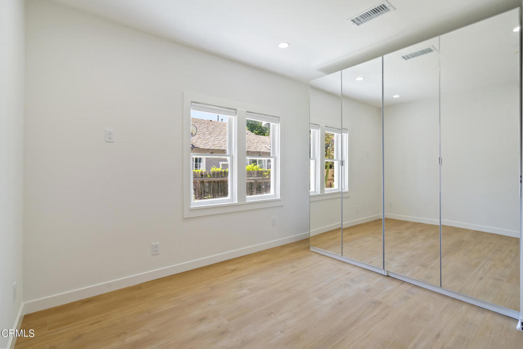 83 S Greenwood Avenue Property Photo 15