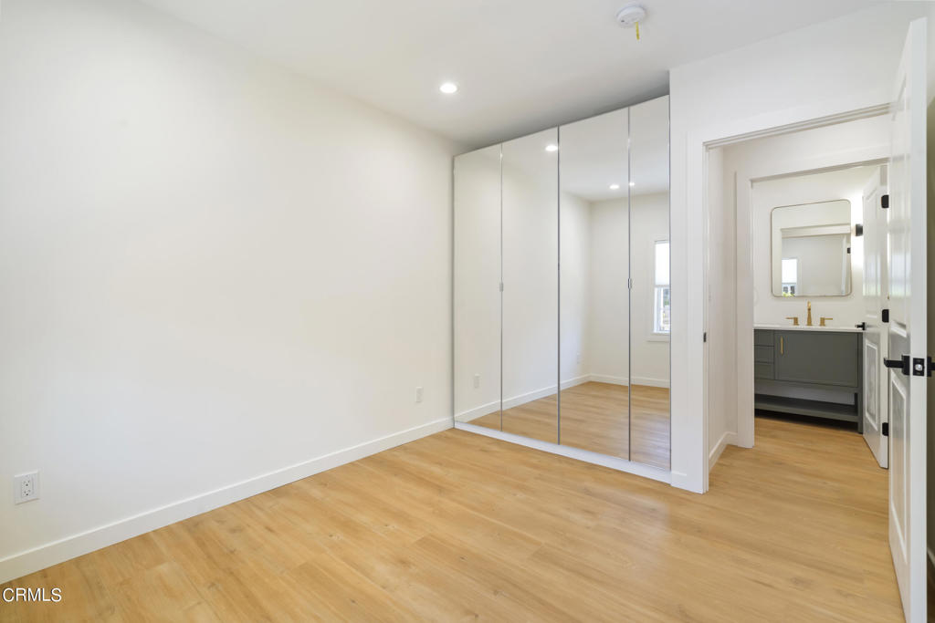 83 S Greenwood Avenue Property Photo 18