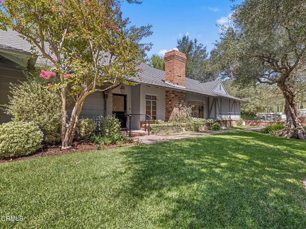 4155 Cambridge Road Property Photo 2