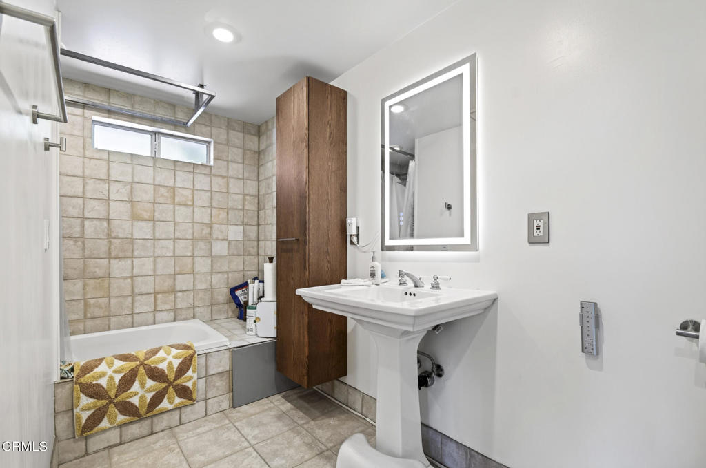 4021 Liberty Avenue N Property Photo 30
