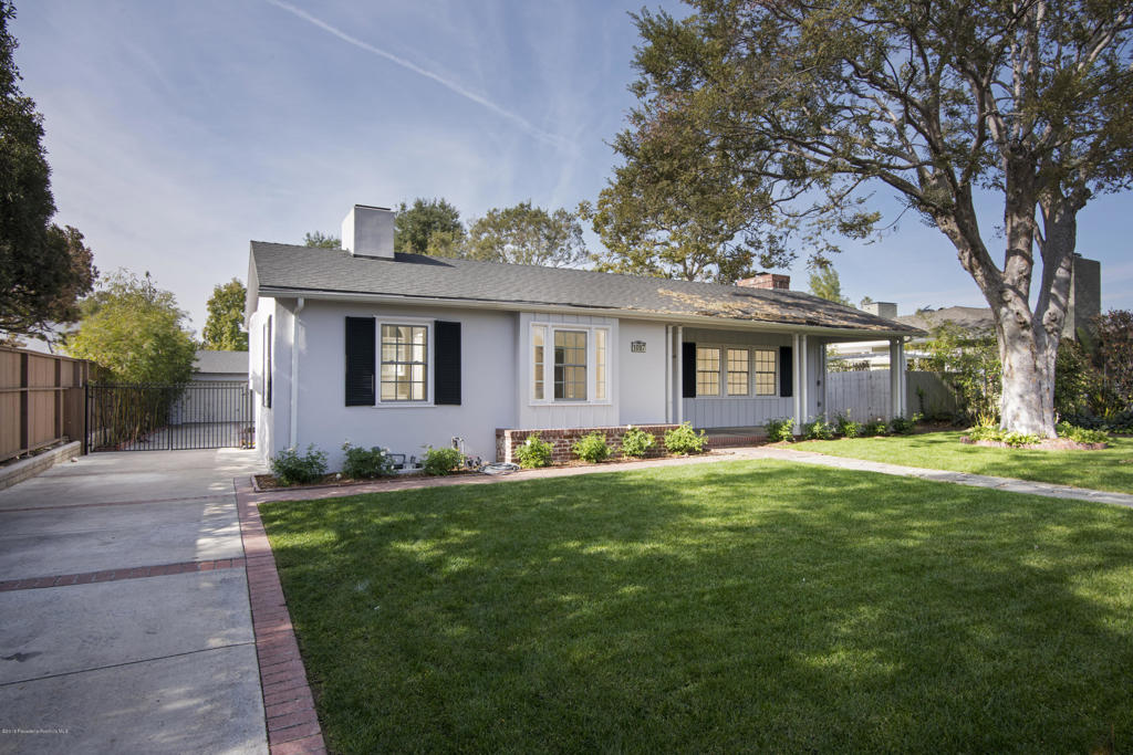1087 S Los Robles Avenue Property Photo 2