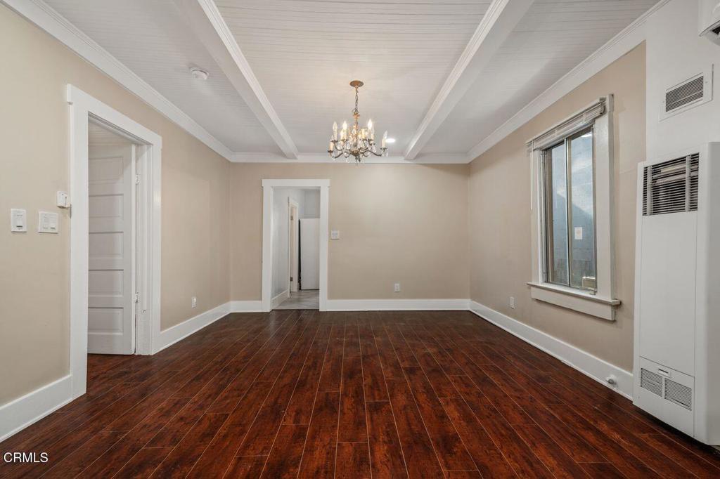 31 S Parkwood Avenue Rear Property Photo 4