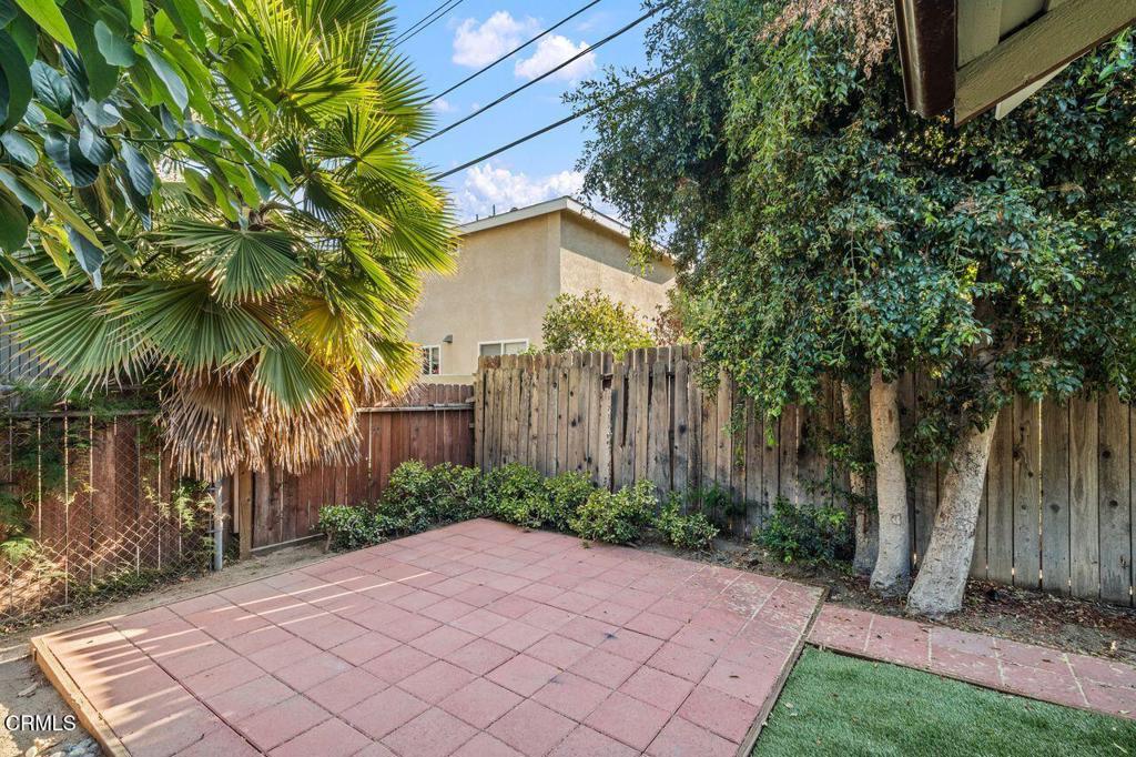31 S Parkwood Avenue Rear Property Photo 14