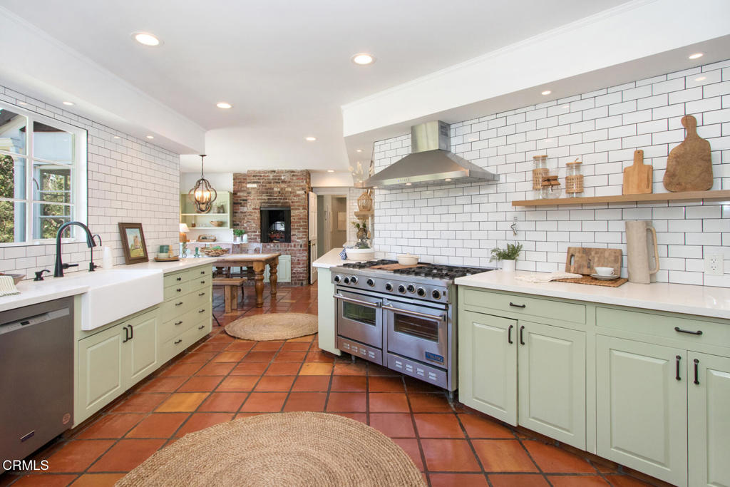 3390 Lombardy Road Property Photo 42