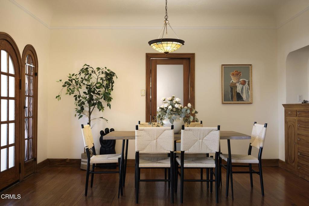 3117 Stanford Avenue Property Photo 5