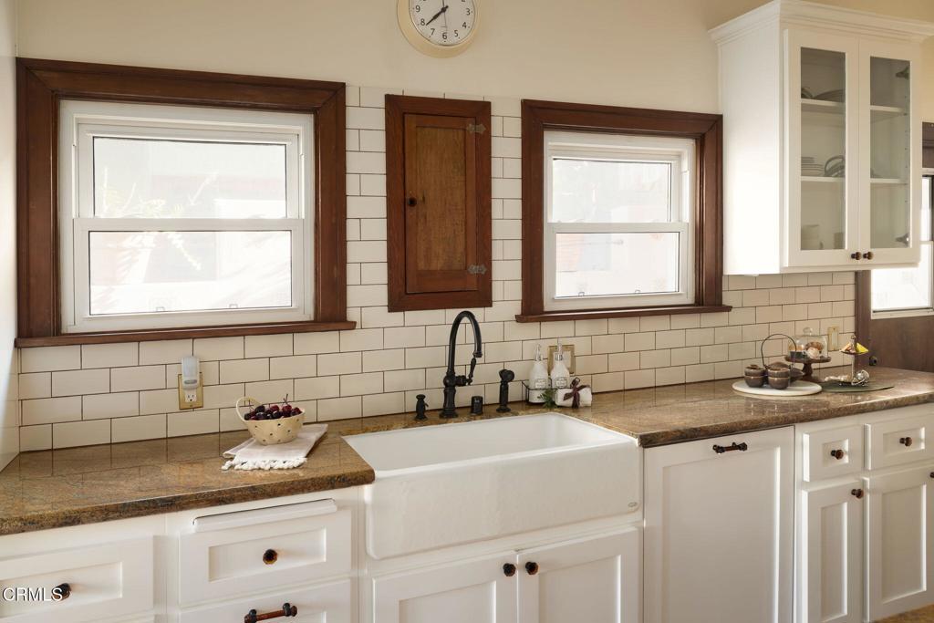3117 Stanford Avenue Property Photo 11