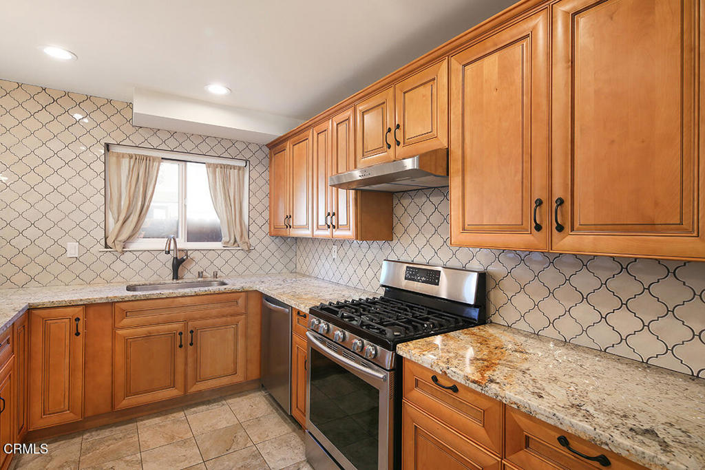 15021 Varsity Street C Property Photo 6