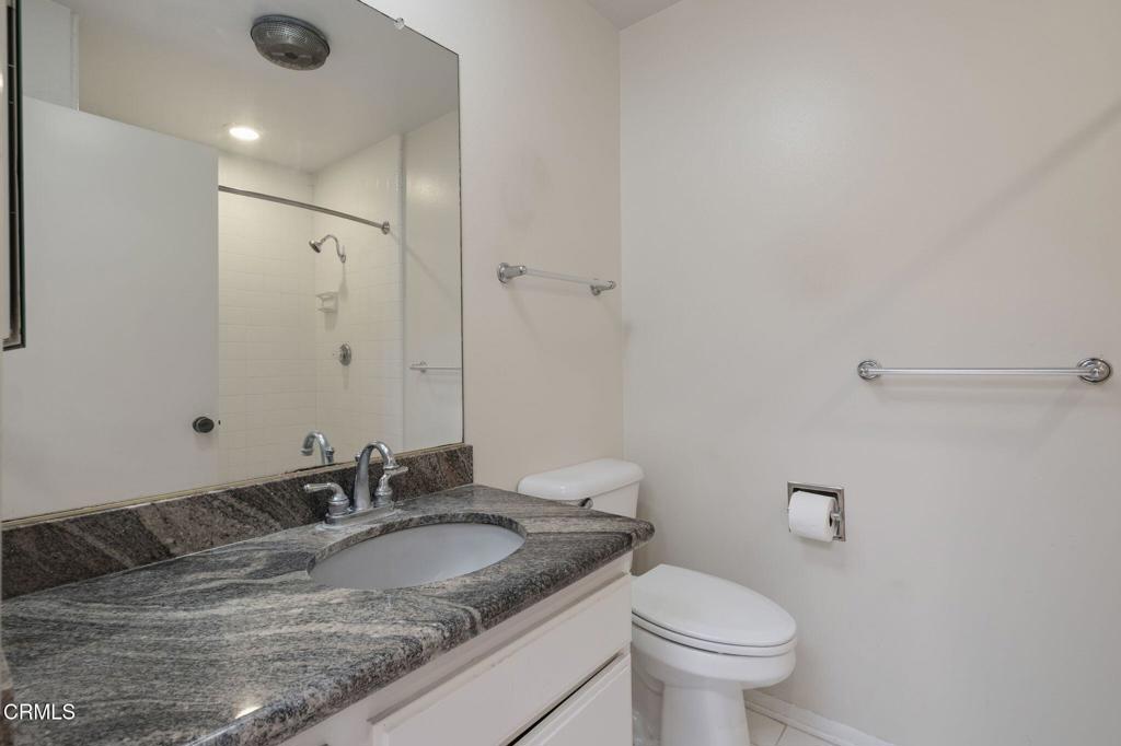 368 S Orange Grove Boulevard Property Photo 24