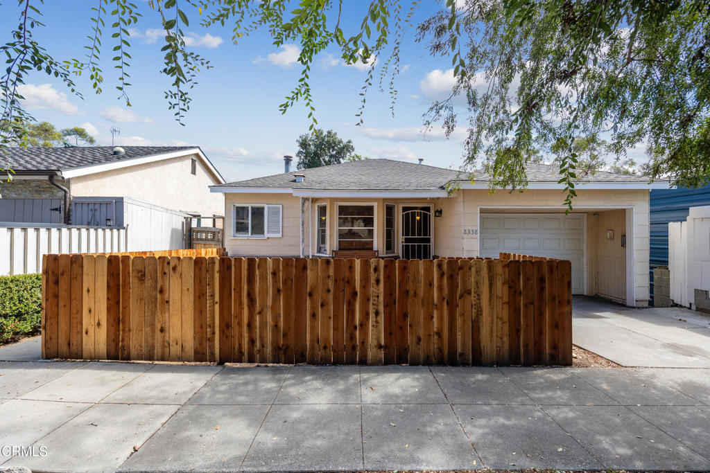 2338 Highbury Avenue Property Photo 2