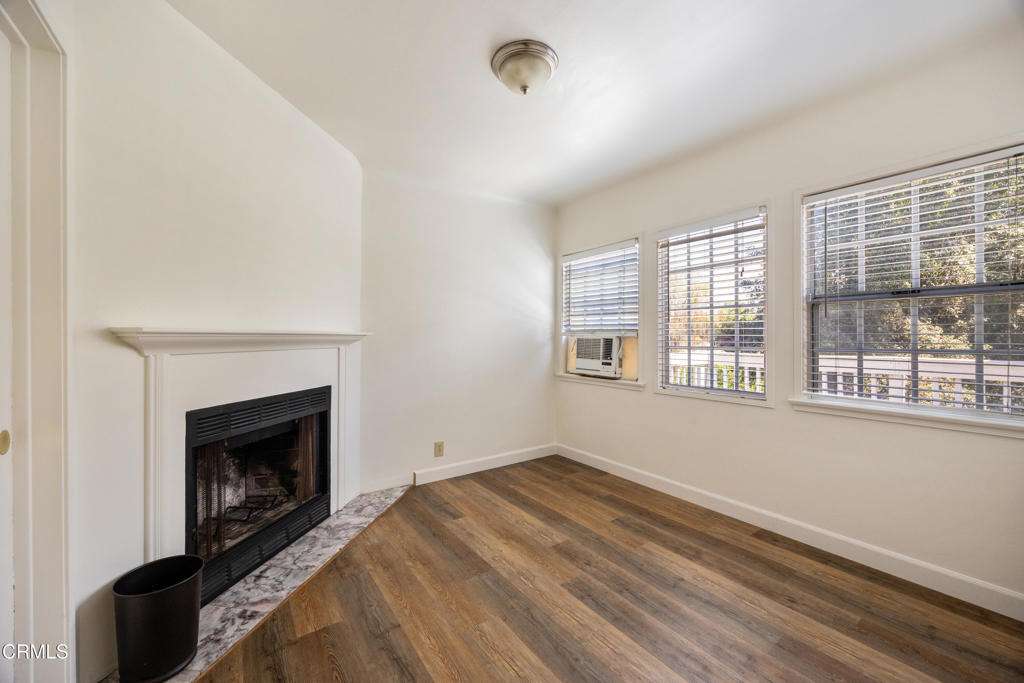 2338 Highbury Avenue Property Photo 12
