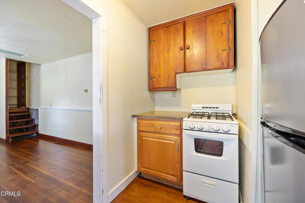 2338 Highbury Avenue Property Photo 22