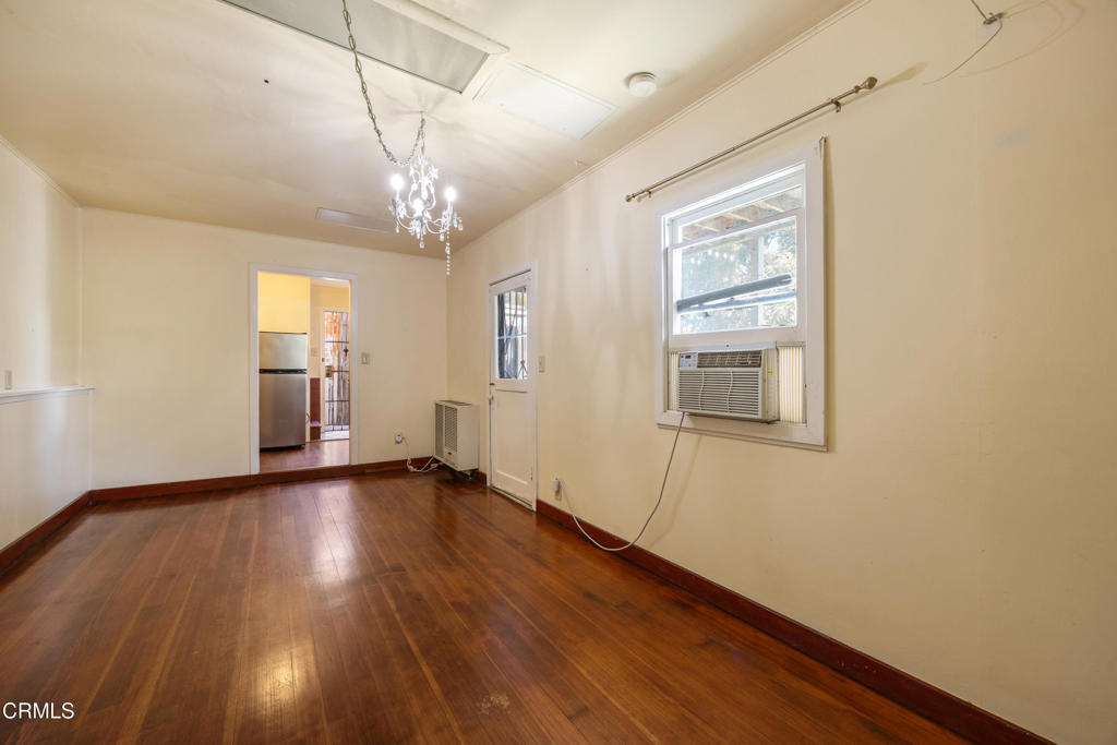 2338 Highbury Avenue Property Photo 25