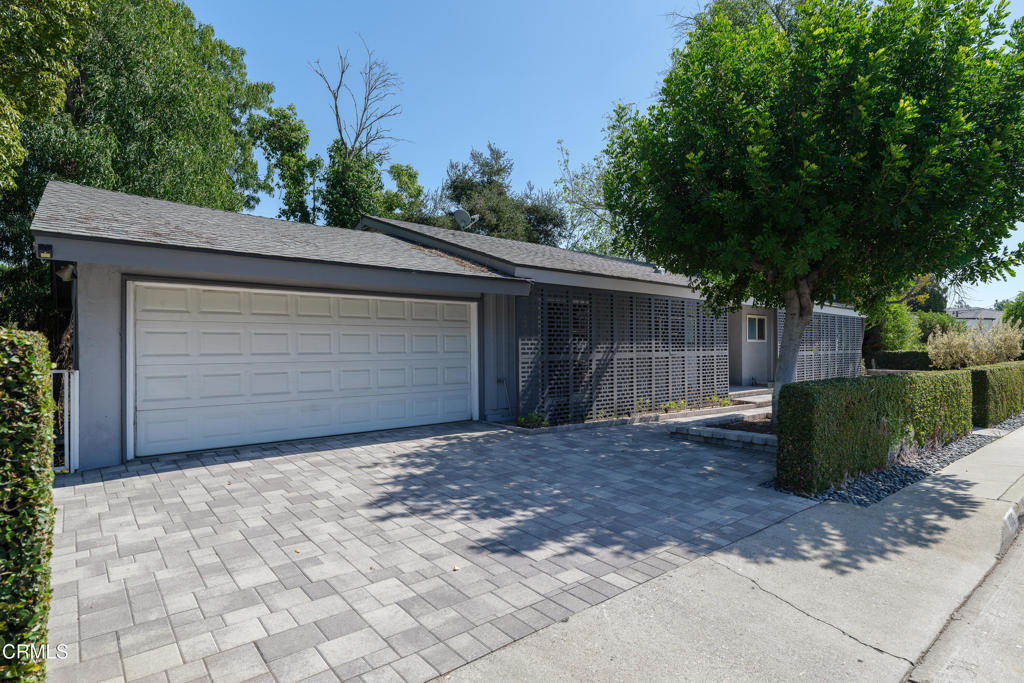 406 E Alhambra Road Property Photo 4