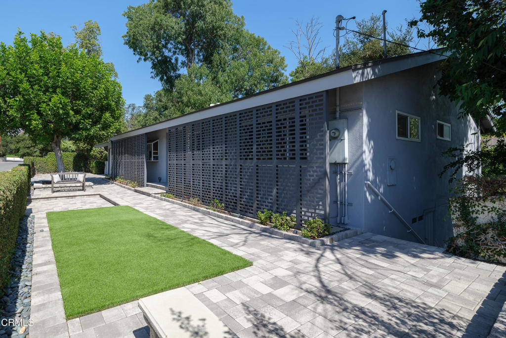 406 E Alhambra Road Property Photo 8