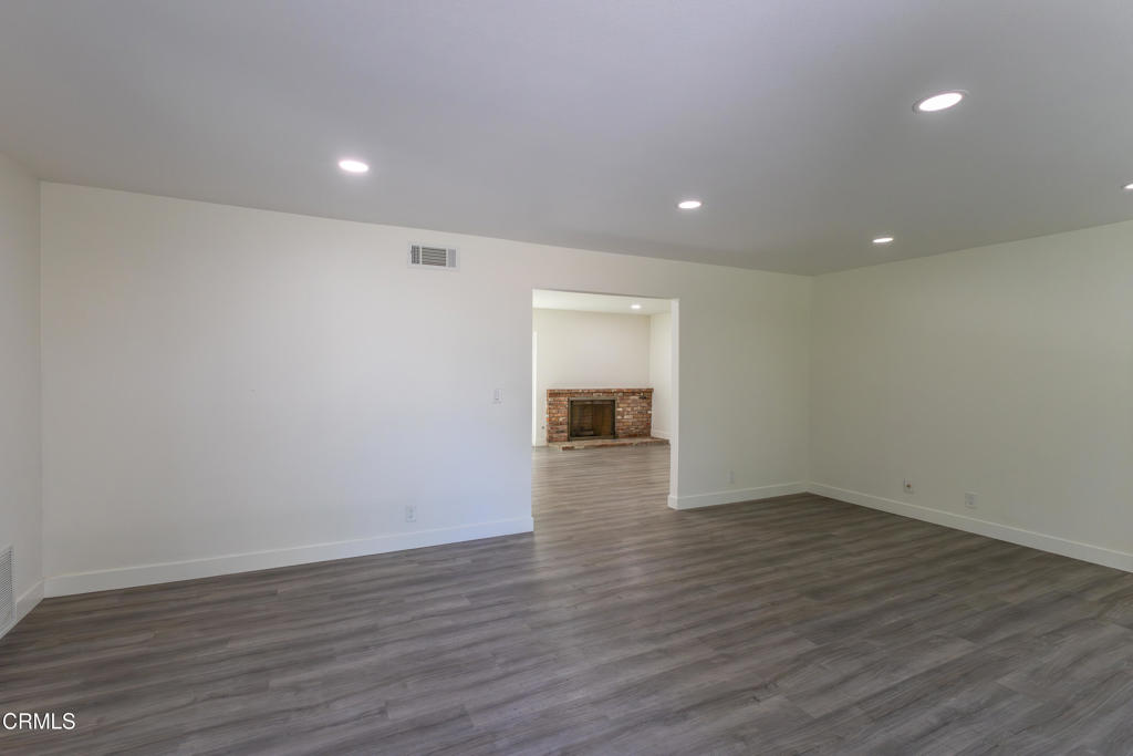 130 Peterson Avenue Property Photo 3