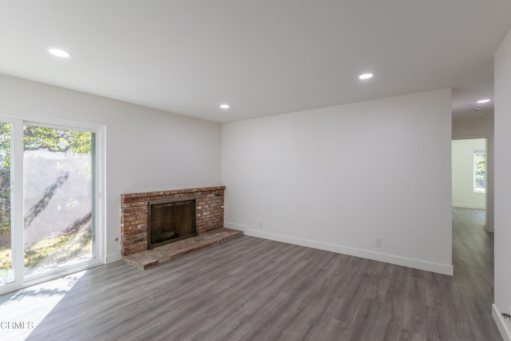 130 Peterson Avenue Property Photo 5