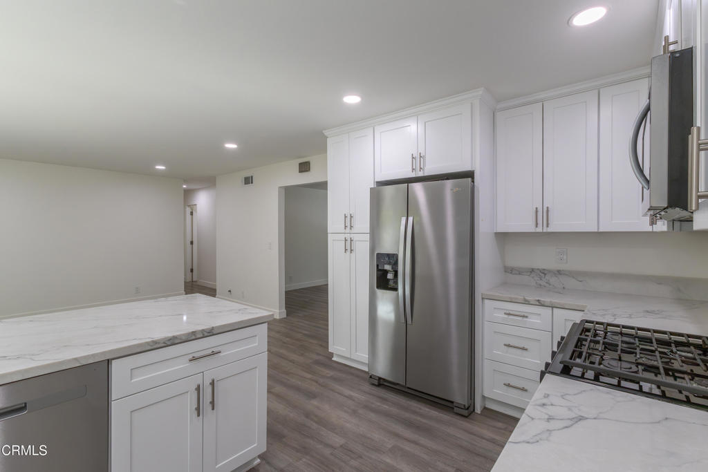 130 Peterson Avenue Property Photo 10