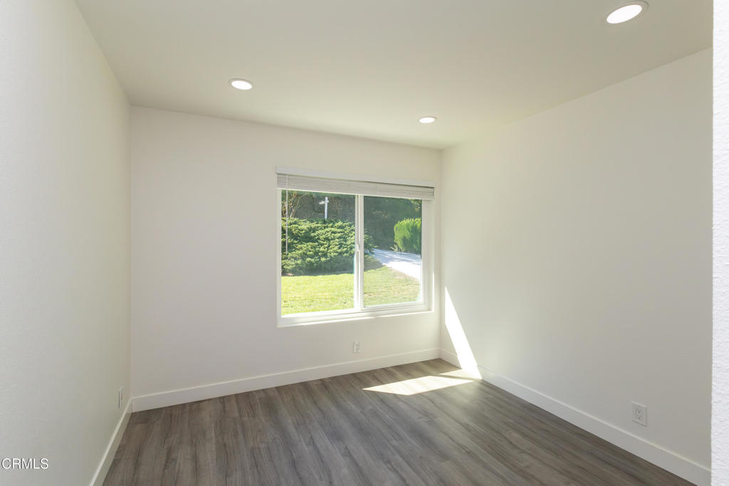 130 Peterson Avenue Property Photo 19