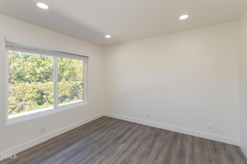 130 Peterson Avenue Property Photo 22