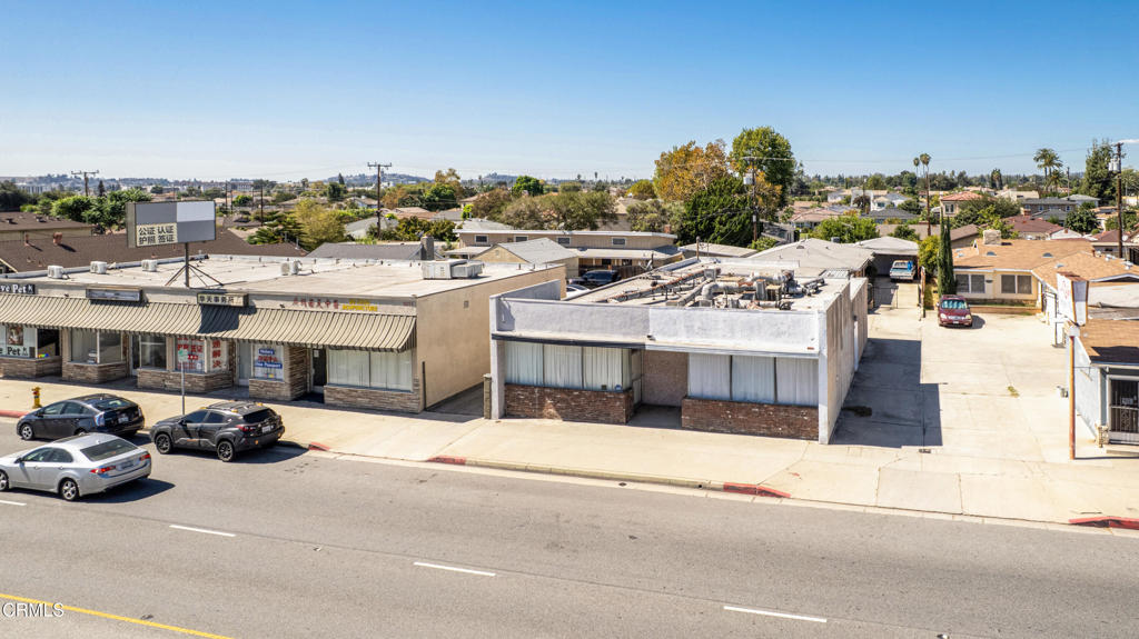 1015 S San Gabriel Boulevard Property Photo 2