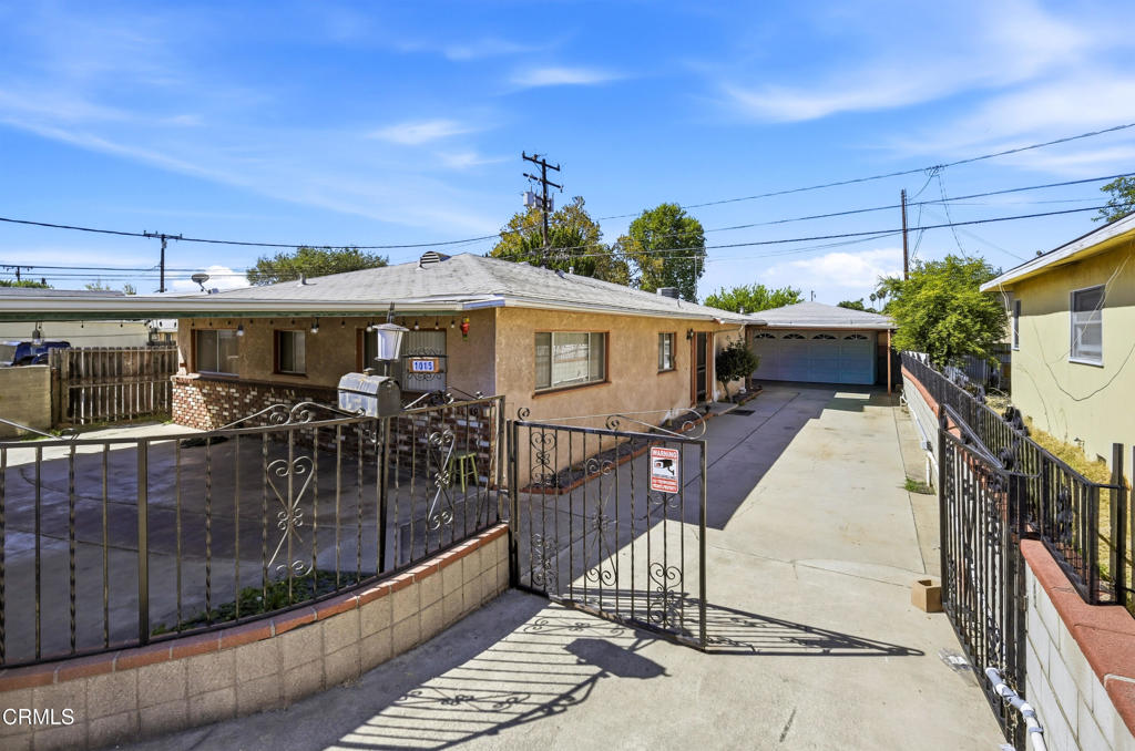 1015 S San Gabriel Boulevard Property Photo 13