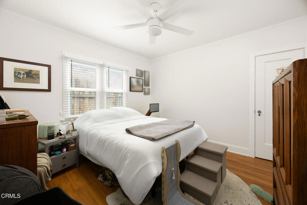636 640 N Wilson Avenue Property Photo 14