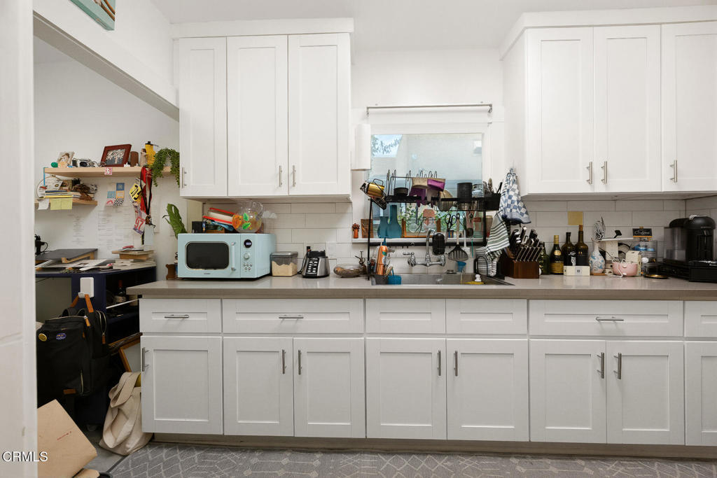 636 640 N Wilson Avenue Property Photo 16