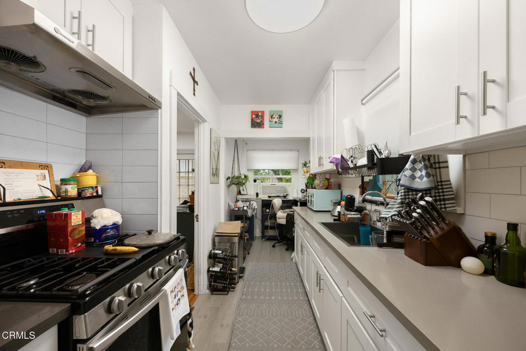 636 640 N Wilson Avenue Property Photo 17