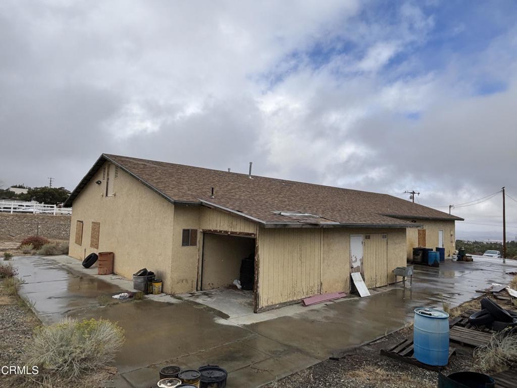 1631 Hollister Road Property Photo 25