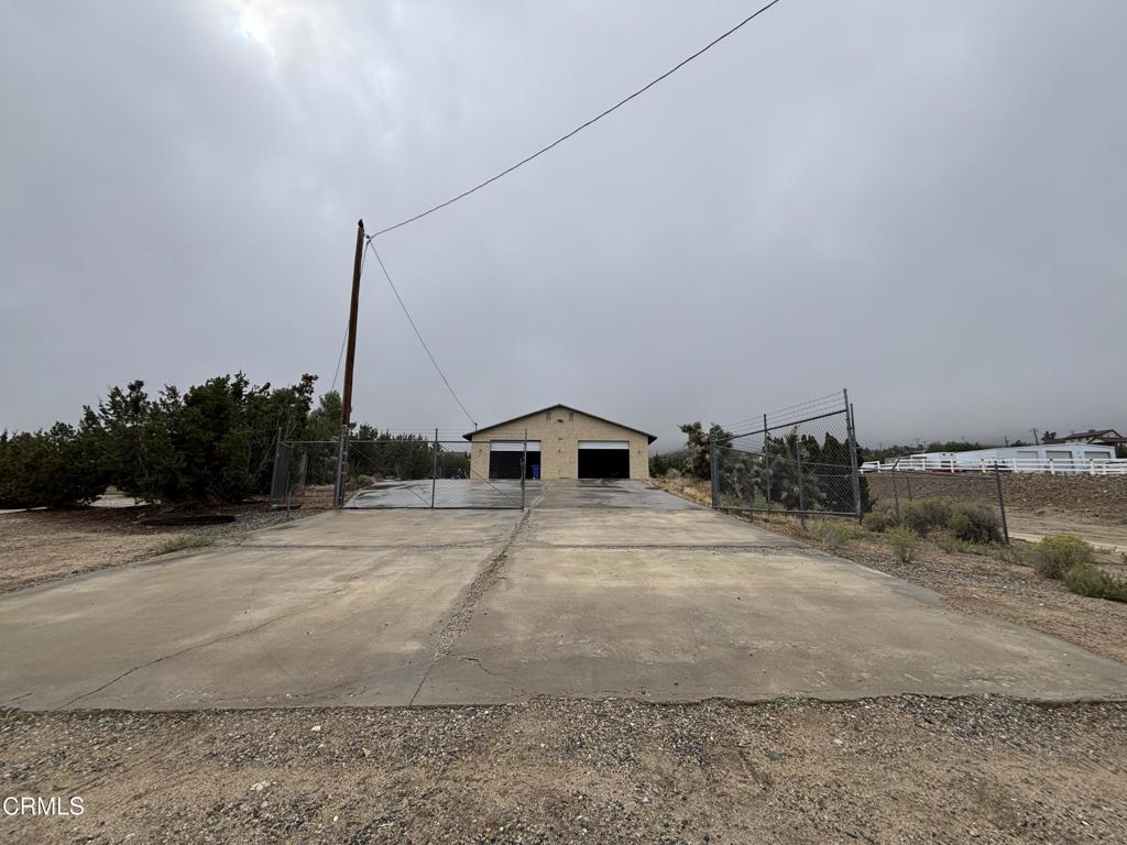1631 Hollister Road Property Photo 27