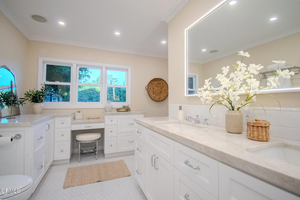 1524 Virginia Avenue Property Photo 10