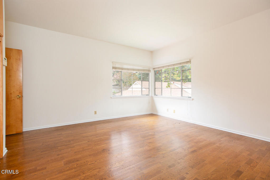 710 S Grand Avenue Property Photo 20