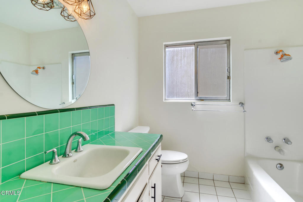 3627 Broadmoor Boulevard N Property Photo 11