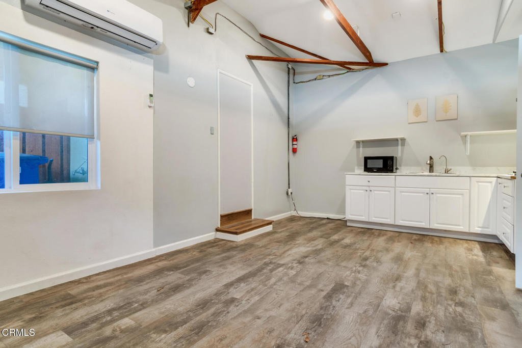 3627 Broadmoor Boulevard N Property Photo 16