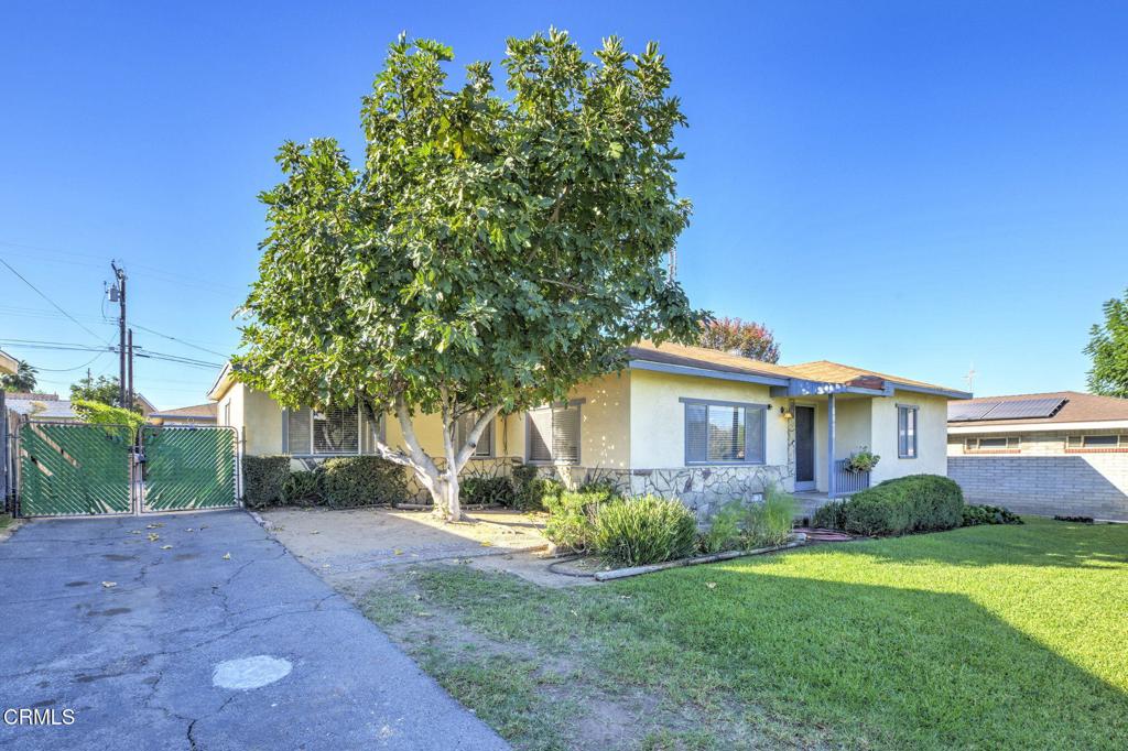1240 E Mcwood Street Property Photo 2