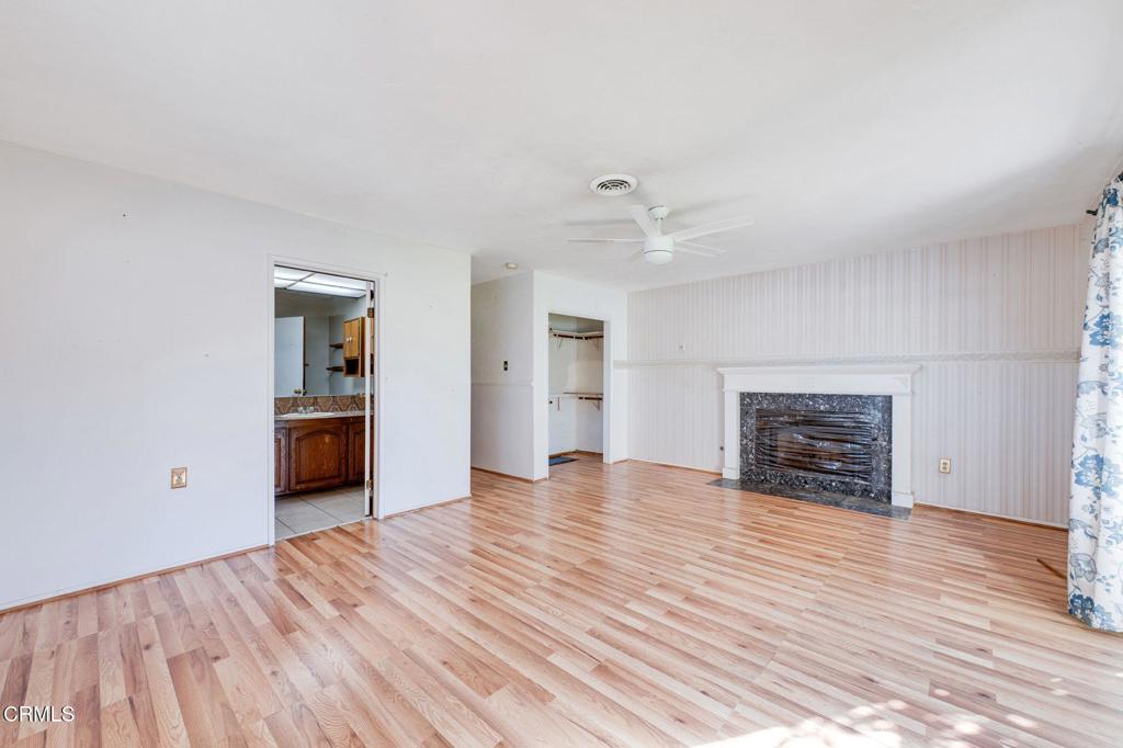 1240 E Mcwood Street Property Photo 14