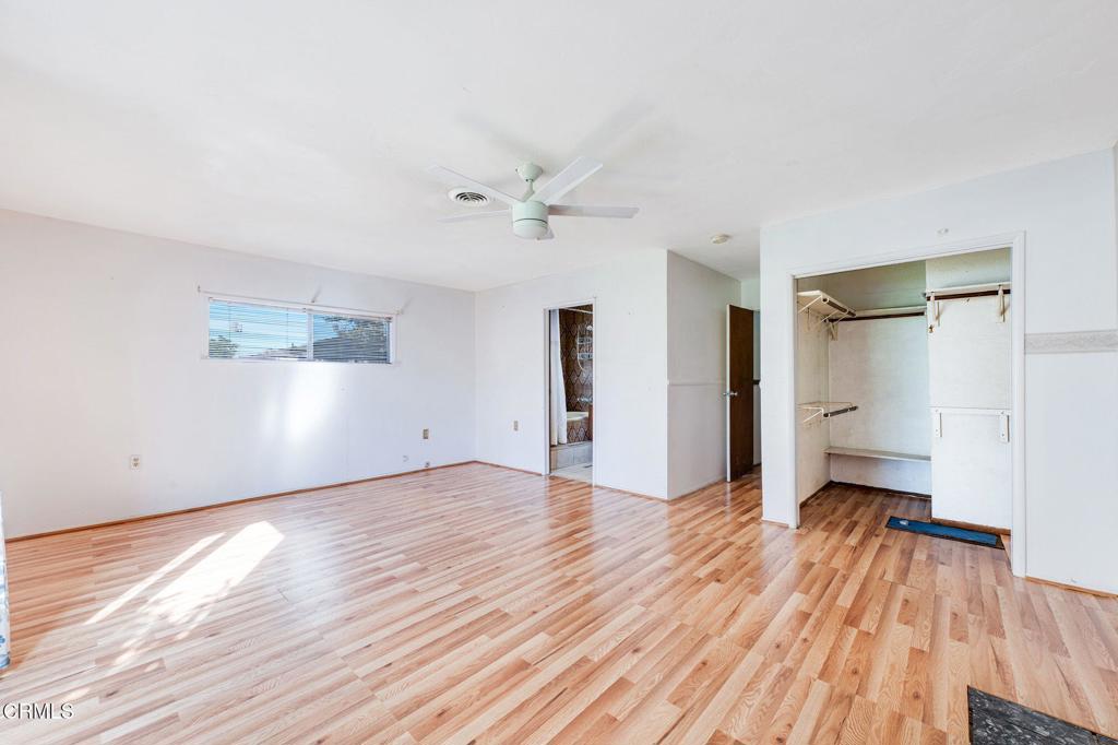 1240 E Mcwood Street Property Photo 15